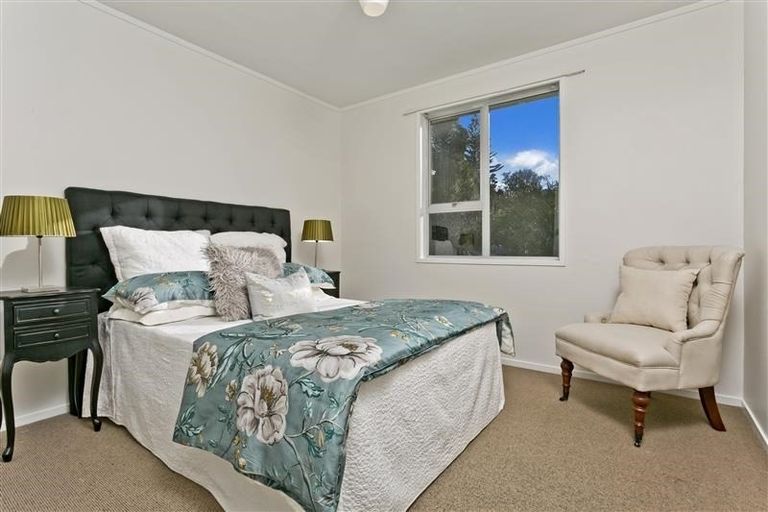 Photo of property in 46 Castleton Street, Birkdale, Auckland, 0626