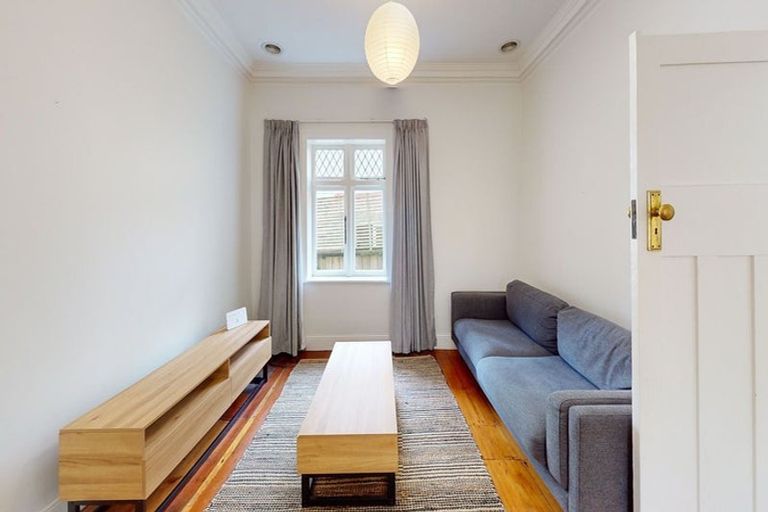 Photo of property in 78 Glenmore Street, Northland, Wellington, 6012