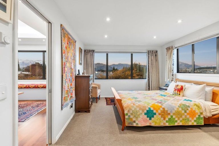 Photo of property in 29 Kelliher Drive, Wanaka, 9305