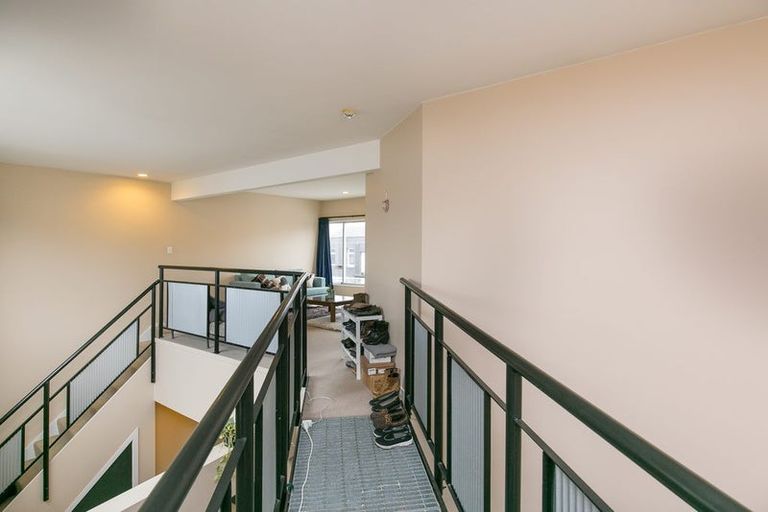 Photo of property in 17u8 Adelaide Road, Mount Cook, Wellington, 6021