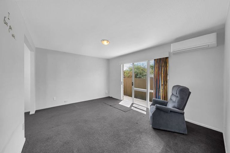 Photo of property in 35 Estuary Road, New Brighton, Christchurch, 8061