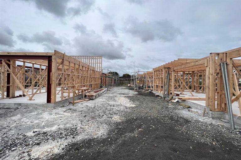 Photo of property in 60 Heybridge Street, Manurewa, Auckland, 2102