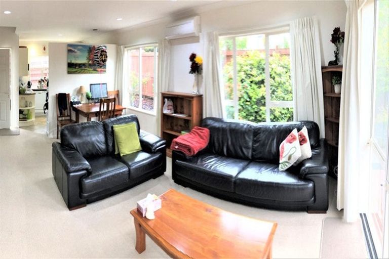 Photo of property in 7b Atua Street, Johnsonville, Wellington, 6037