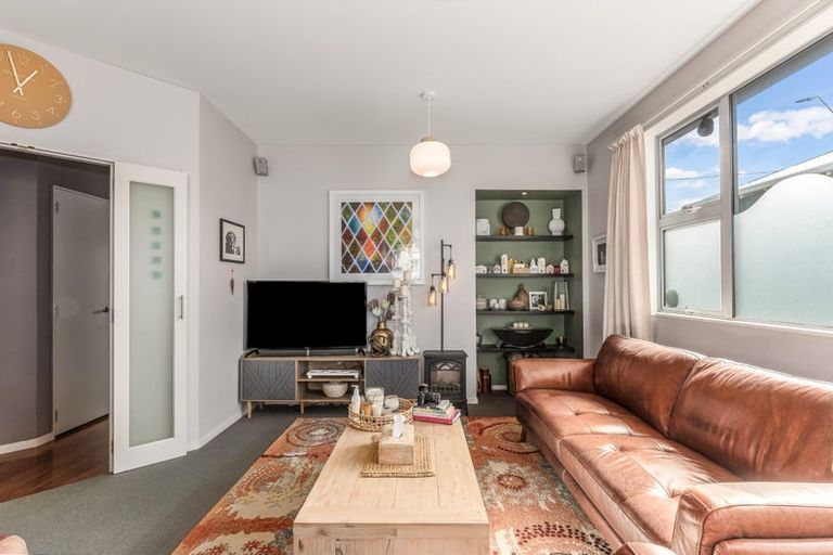 Photo of property in 14 Jessie Street, Petone, Lower Hutt, 5012