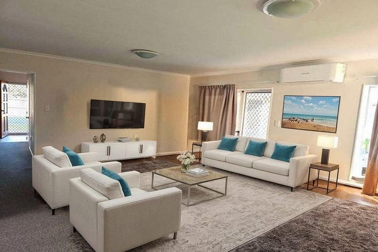 Photo of property in 8 Edingale Court, Flat Bush, Auckland, 2019