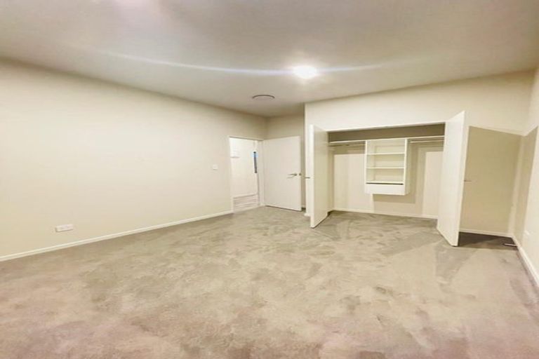 Photo of property in 54 Drumbuoy Drive, Flat Bush, Auckland, 2019