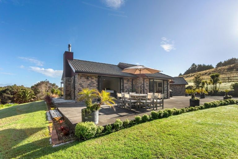 Photo of property in 651f Puketona Road, Haruru, 0204