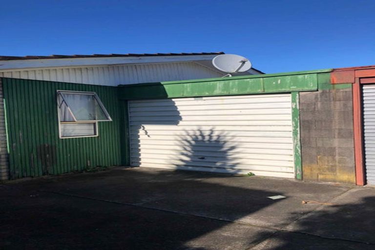 Photo of property in 1/42 Kohinoor Avenue, Mangere, Auckland, 2022