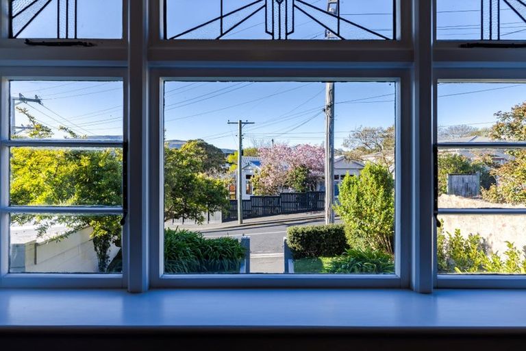 Photo of property in 15 Mataora Road, Kenmure, Dunedin, 9011