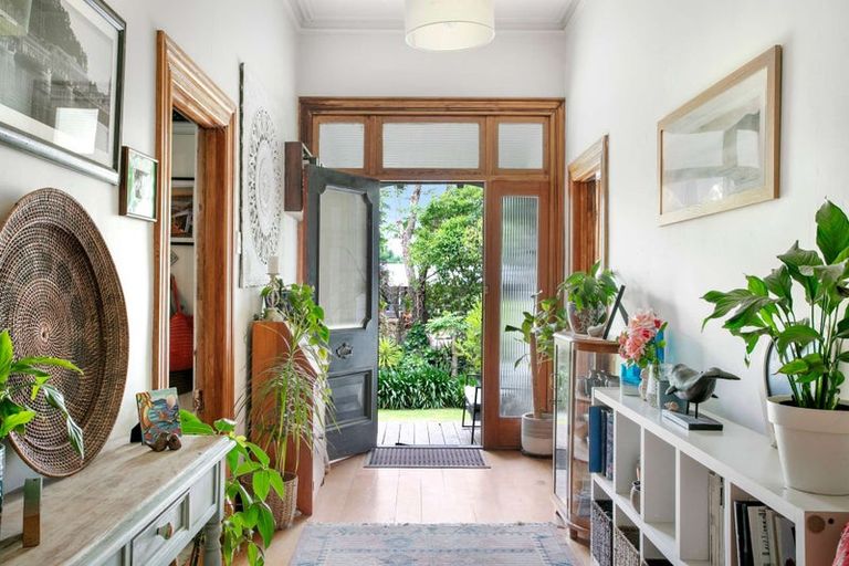 Photo of property in 477 Wainui Road, Kaiti, Gisborne, 4010