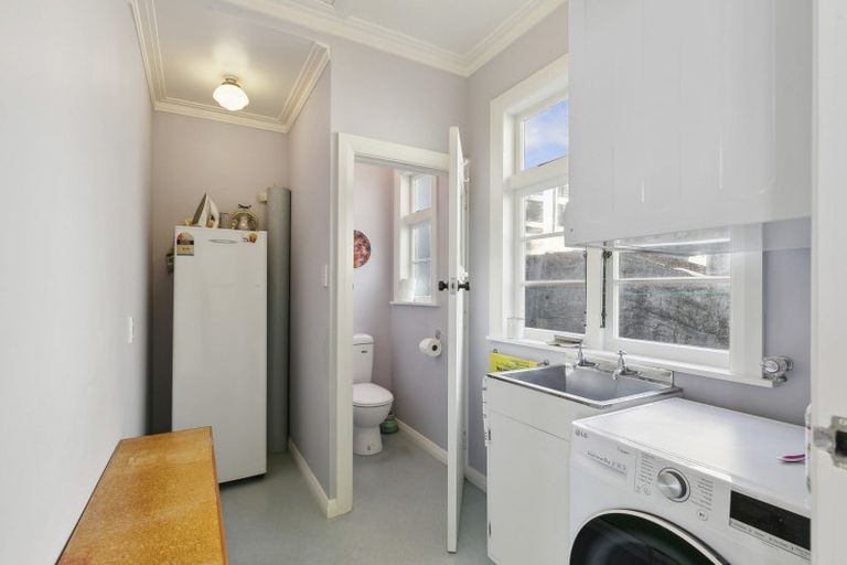 Photo of property in 56 Totara Road, Miramar, Wellington, 6022