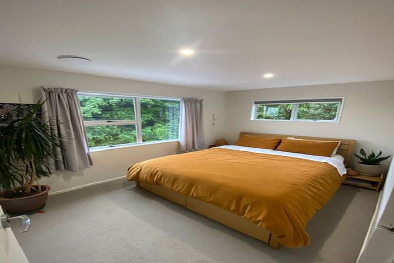 Photo of property in 26 Kiriwai Road, Paremata, Porirua, 5024