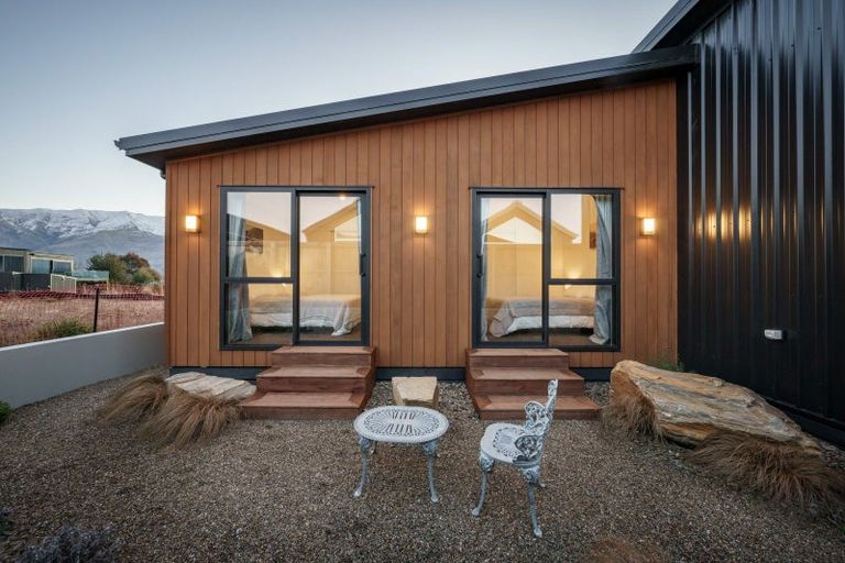 Photo of property in 9 Mcneil Crescent, Wanaka, 9305