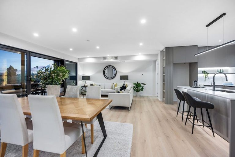 Photo of property in 13c Dominion Street, Takapuna, Auckland, 0622