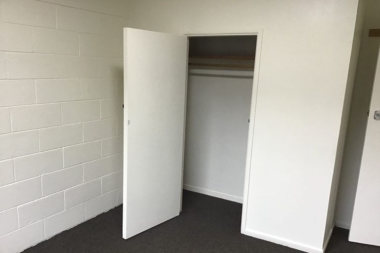 Photo of property in 2 Gorrie Road, Regent, Whangarei, 0112