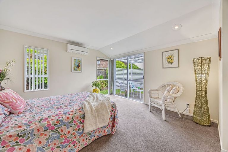 Photo of property in 15 Bluefin Way, West Harbour, Auckland, 0618