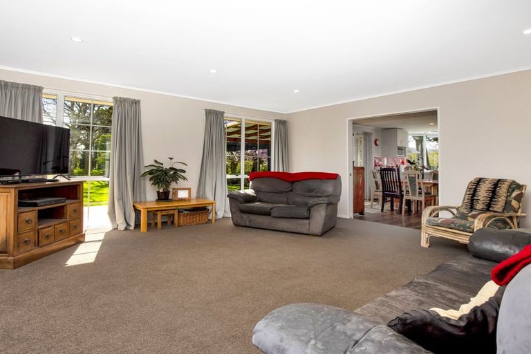 Photo of property in 97 Gear Road, Te Horo, Otaki, 5582