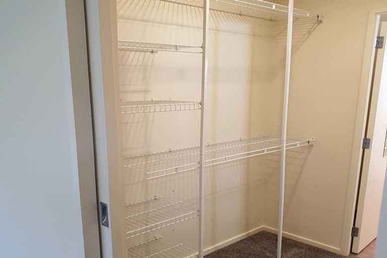 Photo of property in 19a Betty Watt Grove, Riverstone Terraces, Upper Hutt, 5018