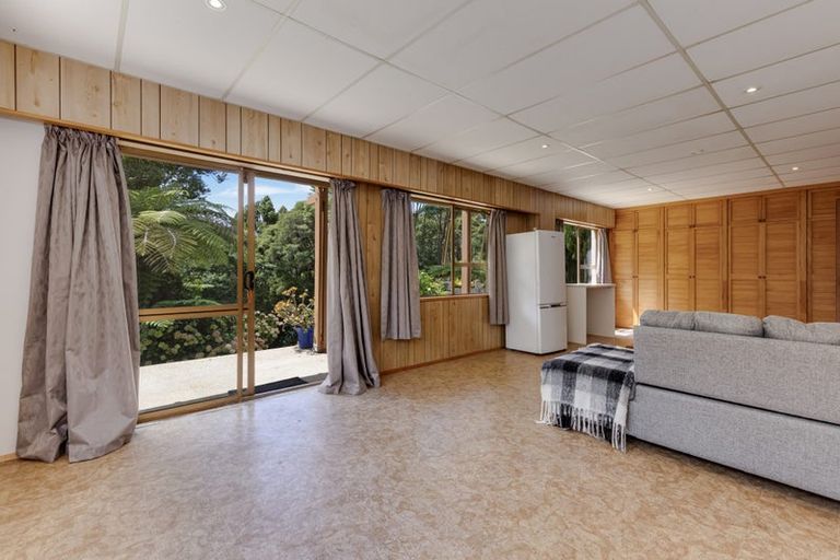 Photo of property in 67 Daffodil Street, Titirangi, Auckland, 0604