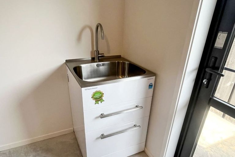 Photo of property in 44 Redbrook Road, Casebrook, Christchurch, 8051