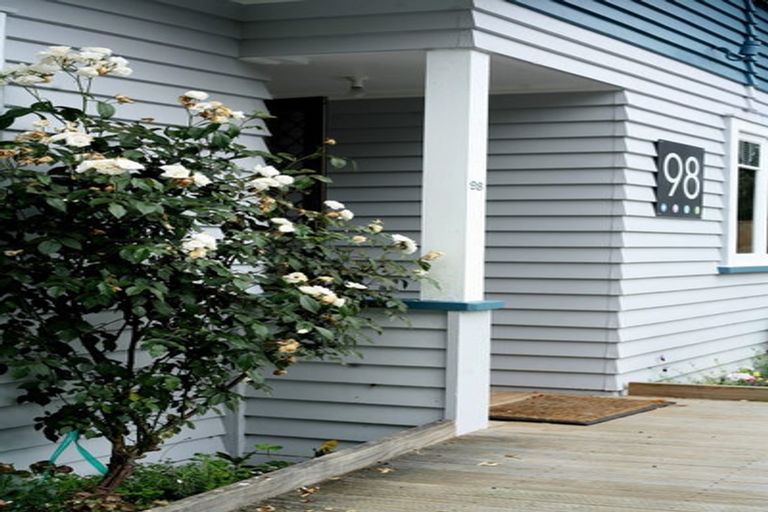 Photo of property in 98 Rifle Range Road, Dinsdale, Hamilton, 3204