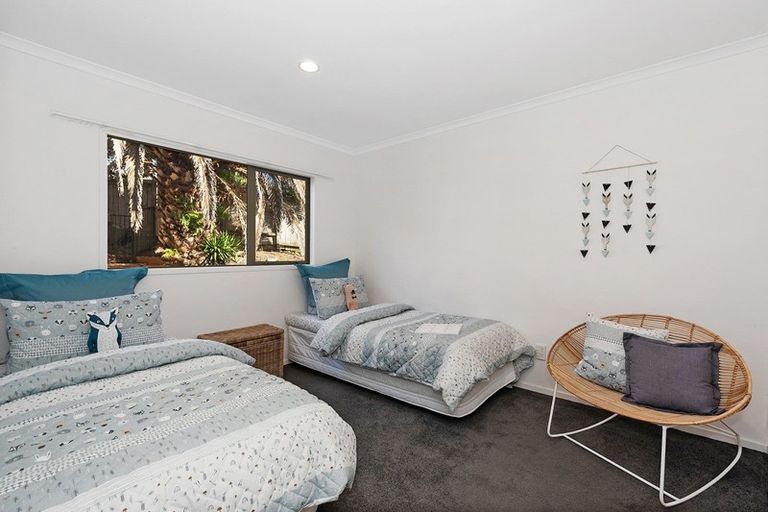 Photo of property in 16 Glenburn Place, Nawton, Hamilton, 3200