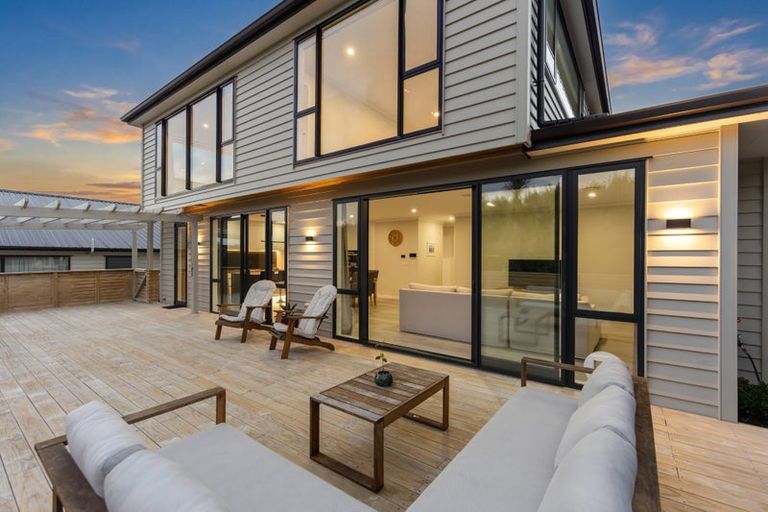 Photo of property in 36 Longshore Drive, Long Bay, Auckland, 0630