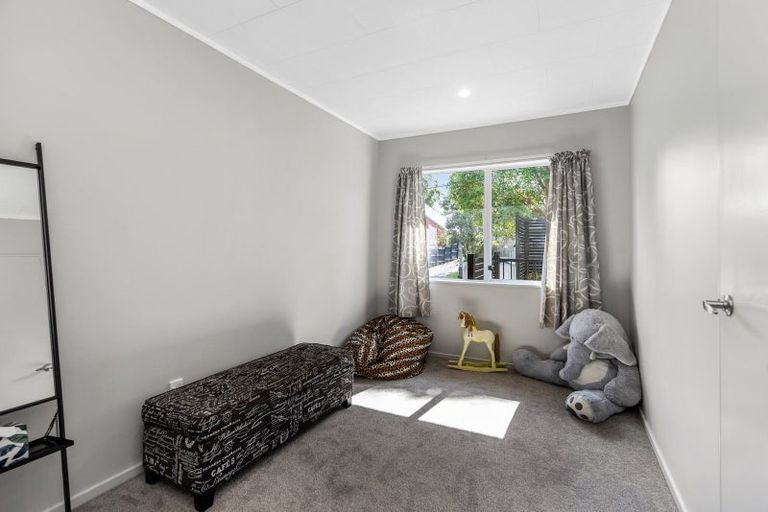 Photo of property in 17 Brandon Road, Manly, Whangaparaoa, 0930