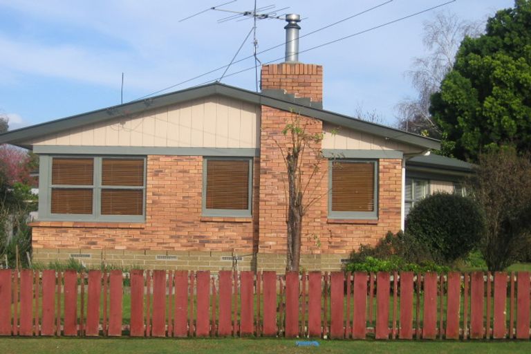 Photo of property in 95 Marne Road, Papakura, 2110
