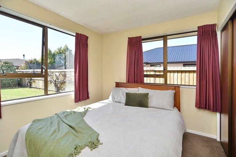 Photo of property in 6 Westfield Avenue, Templeton, Christchurch, 8042