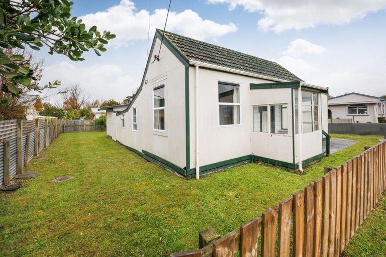 Photo of property in 45/45b Avenue Road, Foxton, 4814