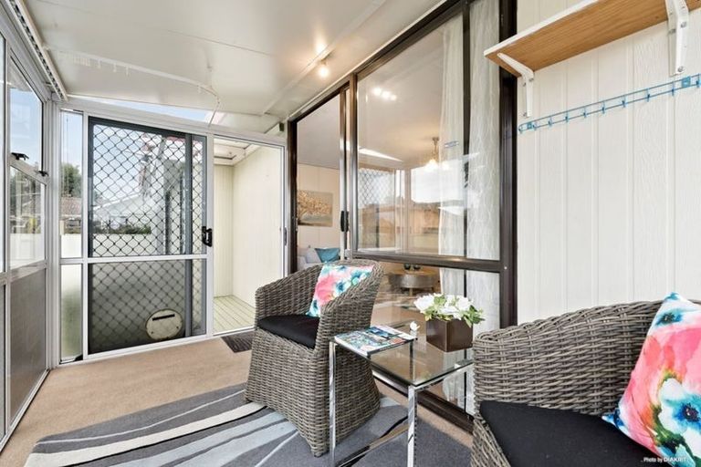 Photo of property in 1/115 Old Wairoa Road, Papakura, 2110