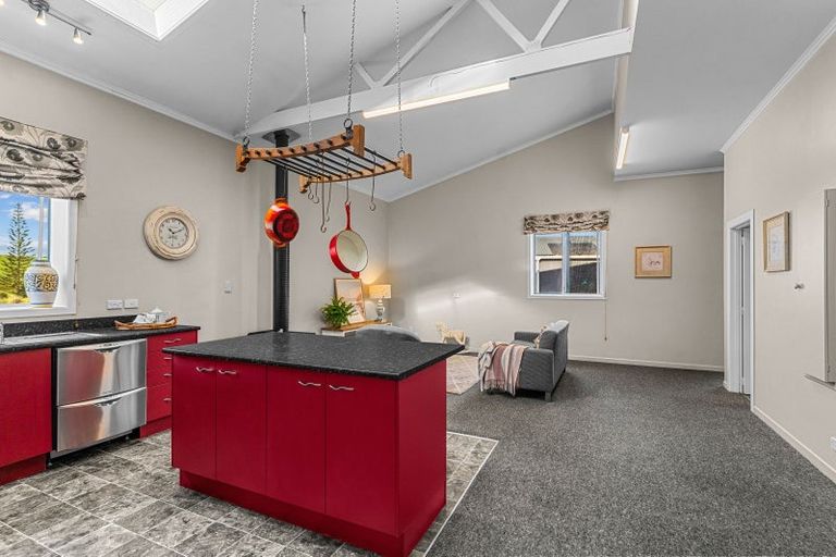 Photo of property in 171 Tara Road, Mangawhai, 0573