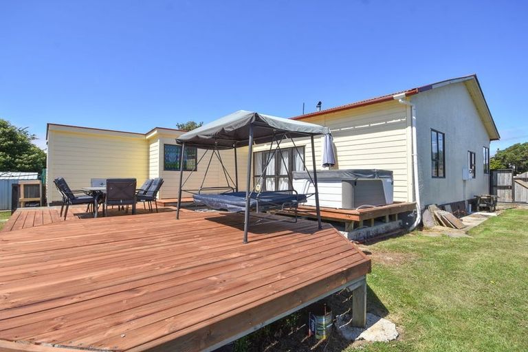 Photo of property in 37 Collins Street, Waikouaiti, 9510