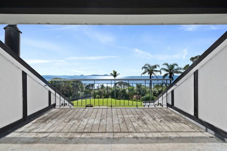 Photo of property in 1052 Cove Road, Langs Beach, Waipu, 0582