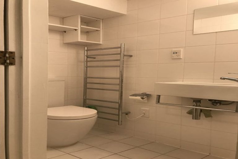 Photo of property in Hopper Street Apartments, 20u5 Hopper Street, Mount Cook, Wellington, 6011