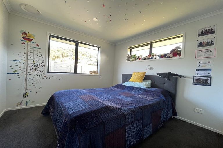 Photo of property in 12 Tide Lane, Whitby, Porirua, 5024