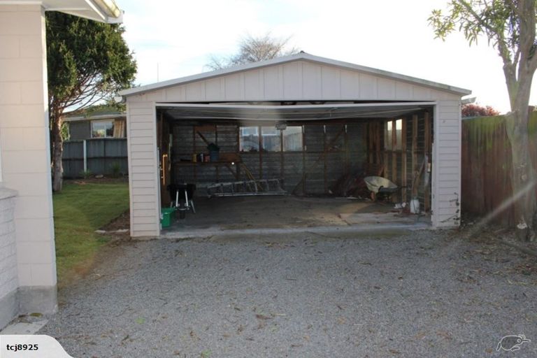 Photo of property in 43 Skerten Avenue, Hornby, Christchurch, 8042