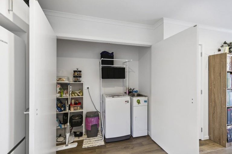 Photo of property in 9u6 Surrey Street, Tawa, Wellington, 5028