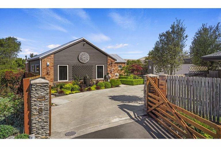 Photo of property in 8 Gerald Beattie Lane, Rangiora, 7400