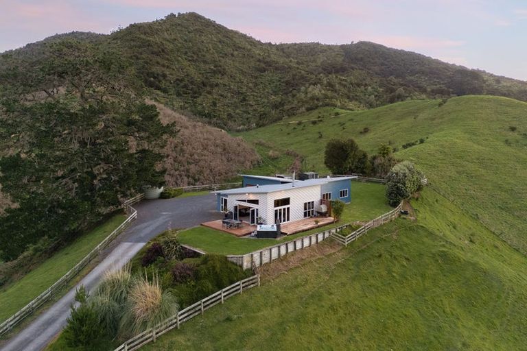 Photo of property in 39 Parker Road, Huntly, 3771