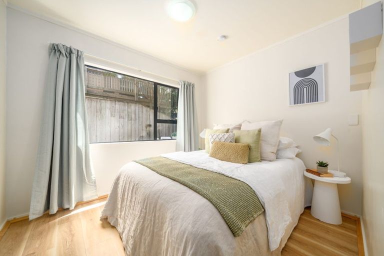 Photo of property in 5 Ashfield Grove, Churton Park, Wellington, 6037