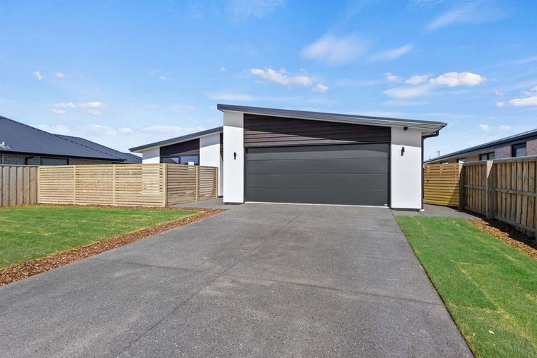 Photo of property in 8 Kite Street, Rolleston, 7614
