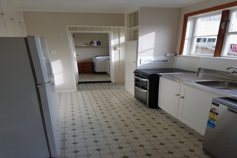 Photo of property in 120 Campbell Street, Karori, Wellington, 6012