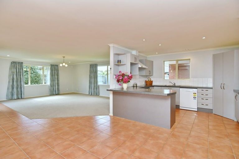 Photo of property in 116 Johns Road, Rangiora, 7400