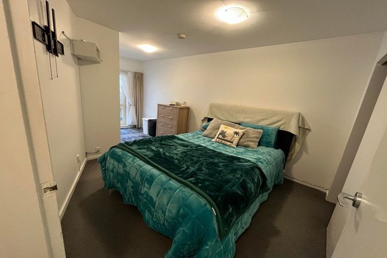 Photo of property in Luxford Villas, 115/72u Herald Street, Berhampore, Wellington, 6023