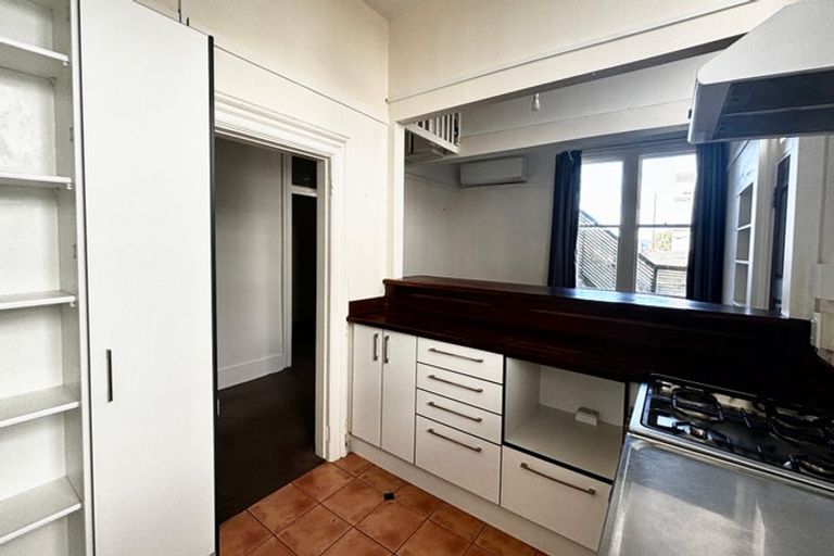 Photo of property in 33a Hankey Street, Mount Cook, Wellington, 6011