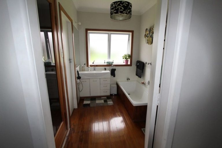 Photo of property in 76 Manaia Street, Tokoroa, 3420