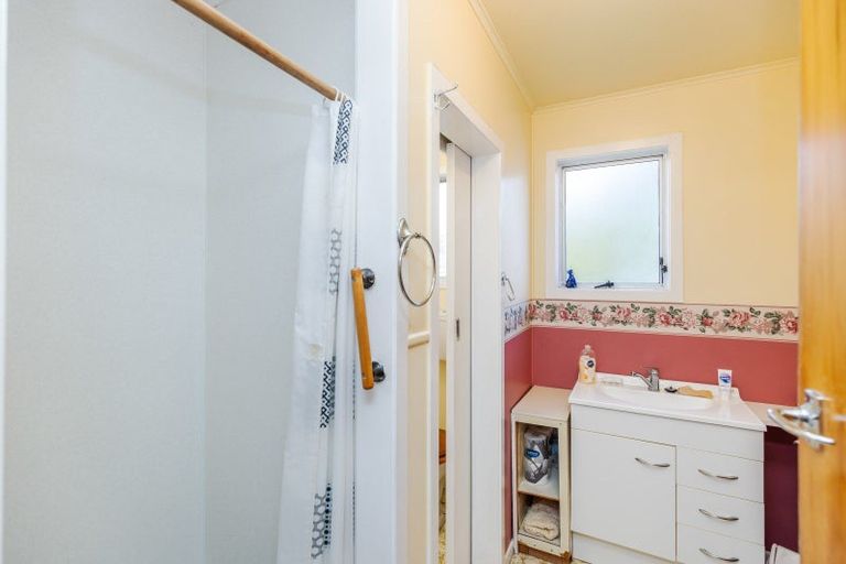 Photo of property in 155 Whatawhata Road, Dinsdale, Hamilton, 3204