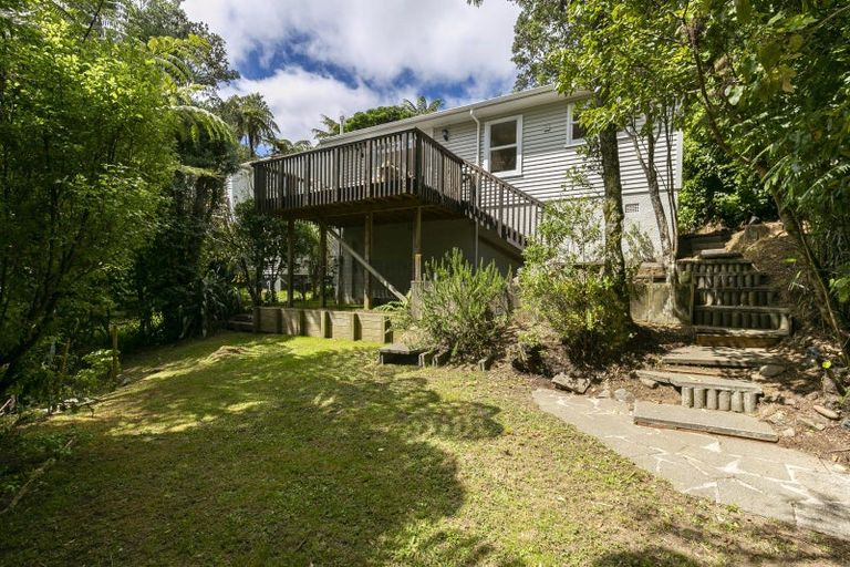 Photo of property in 31 Montgomery Avenue, Karori, Wellington, 6012